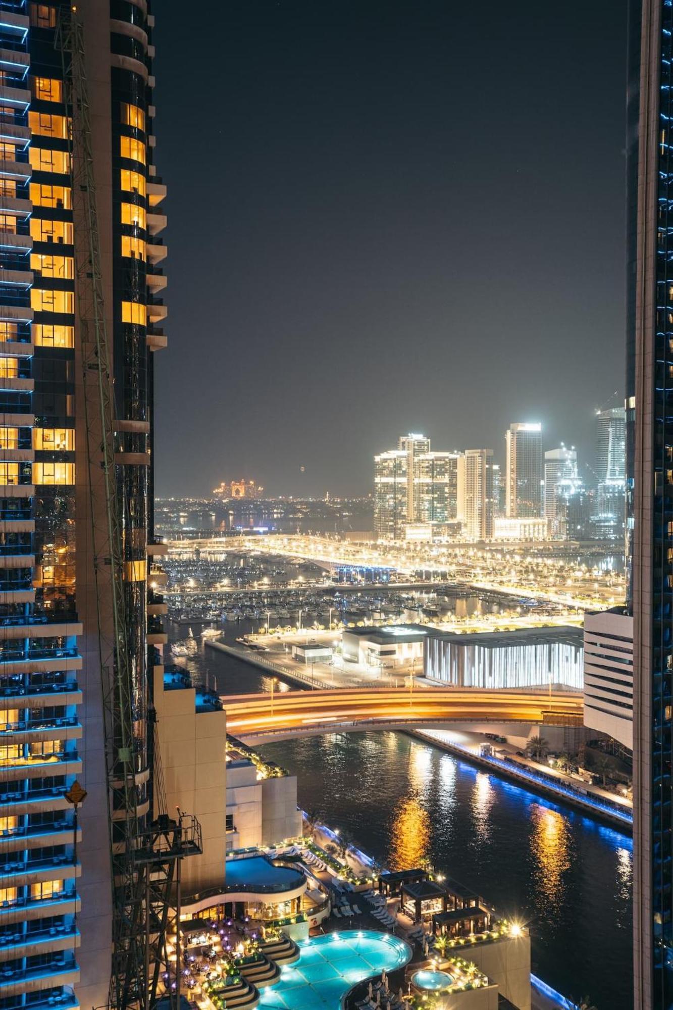 Deluxe 3 Bedroom With Marina & Sea View Dubai Exterior photo